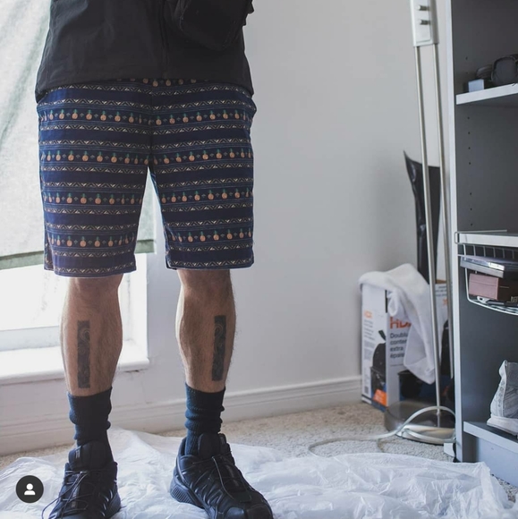 Vintage Pineapple short - Picture 7 of 7